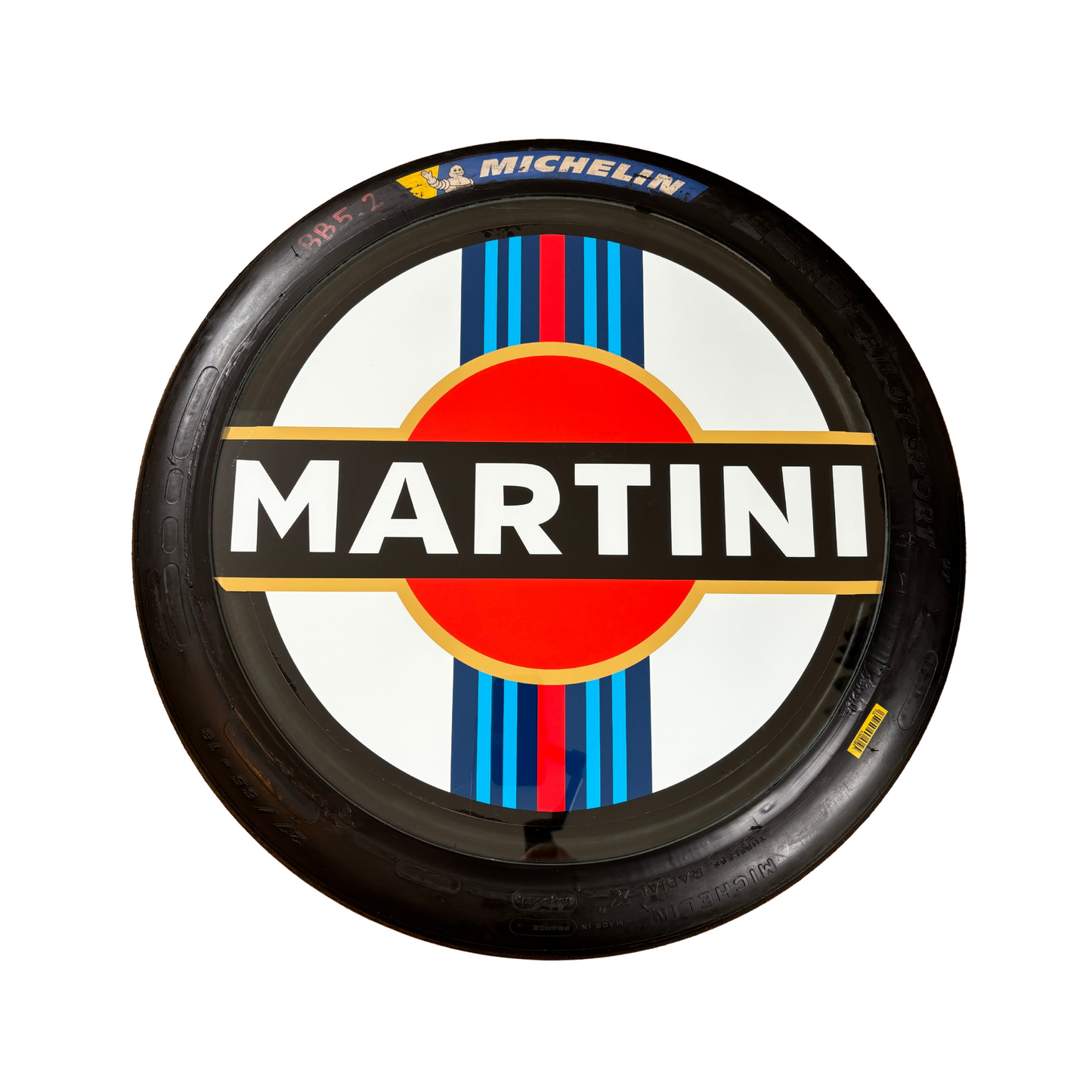 Martini Racing Couchtisch – Handmade Unikat aus Slickreifen